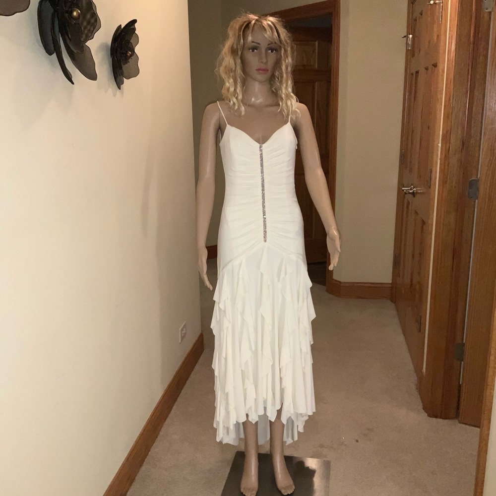 👗👗BARI JAY FORMAL/BEACH/PROM WEDDING GOWN